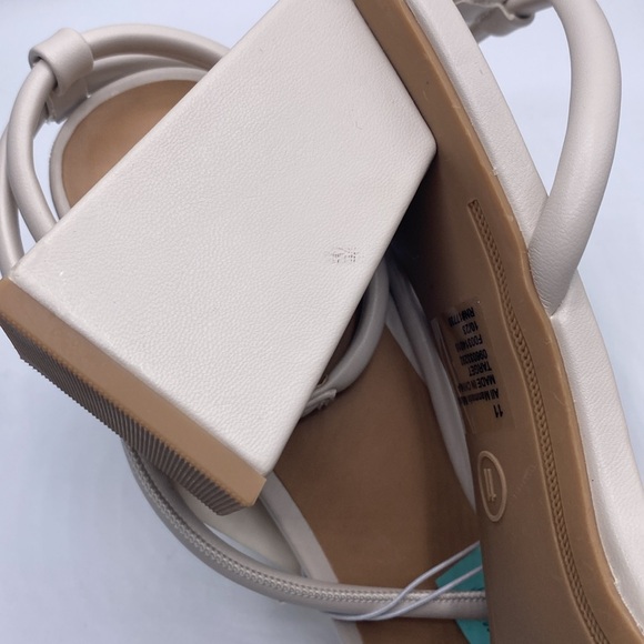 A New Day Katana Heels NWT - Picture 9 of 9